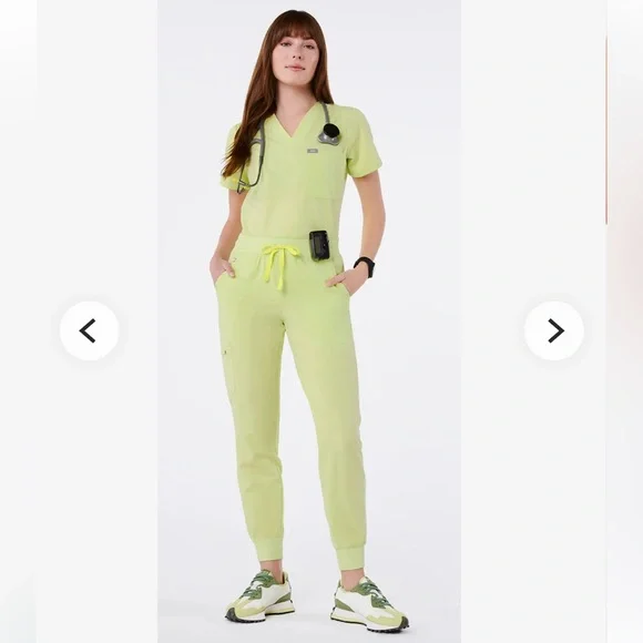 Figs Scrub Set EUC! Sea-Mist medium ruffle top and medium tall joggers! - Picture 7 of 8